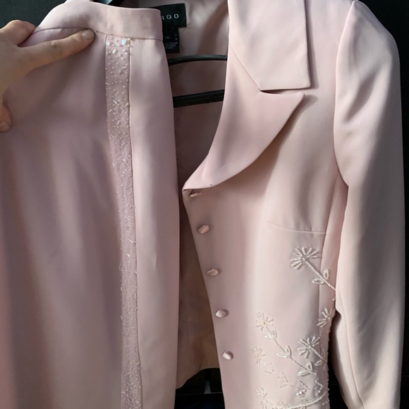 2pc dusty rose suit - Picture 6 of 7